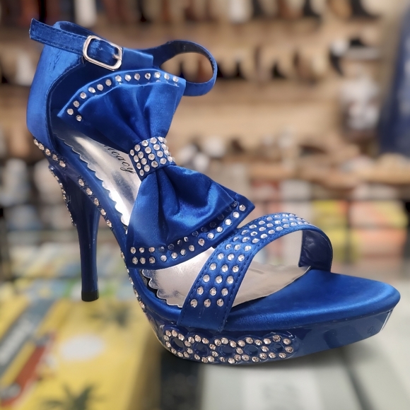 Blue Side Bow Peep Toe Heels - Picture 4 of 4